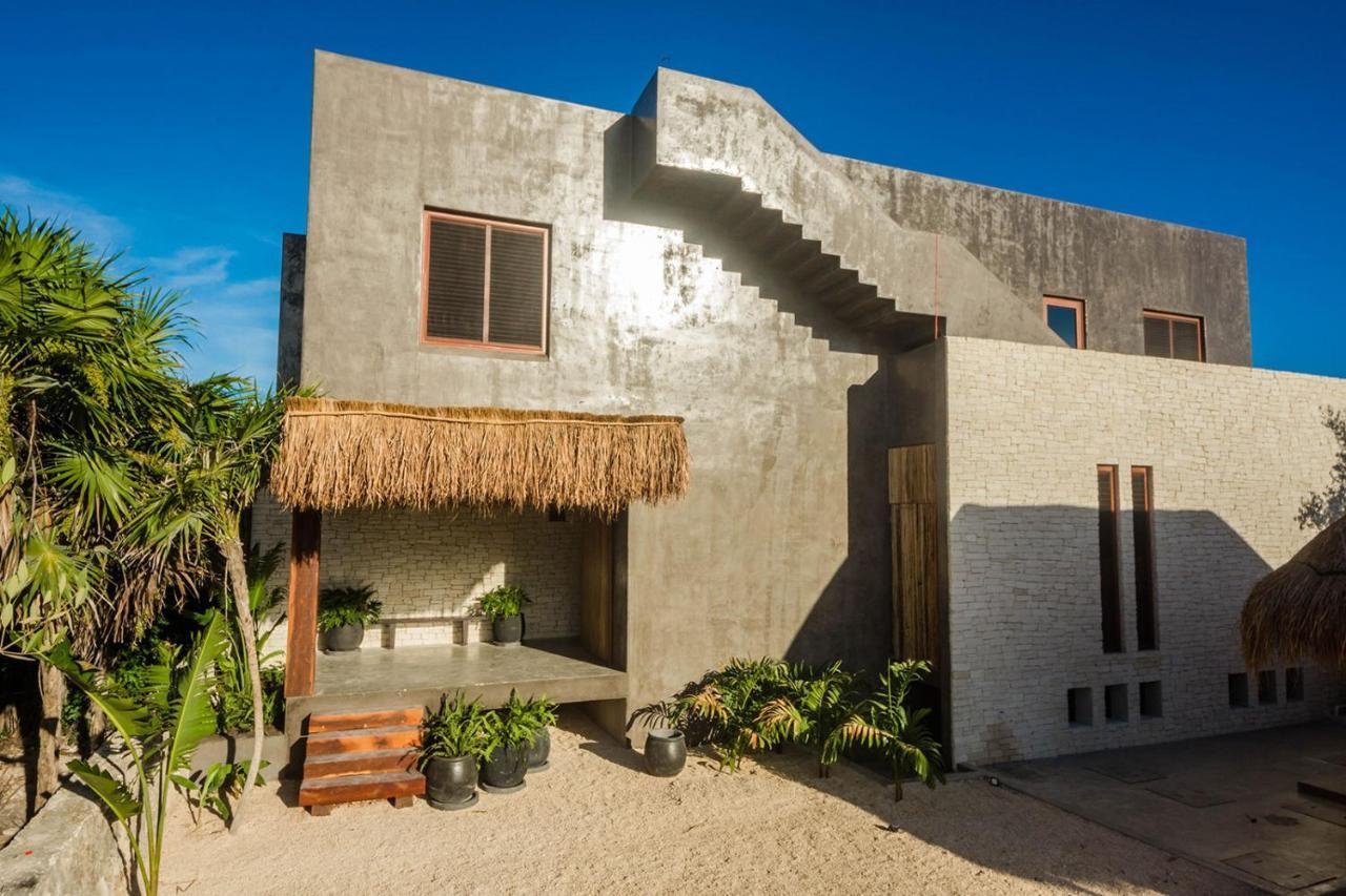 Beachfront Villa In Tankah Bay Tulum Exteriör bild